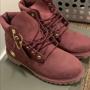 Burgundy timberlands